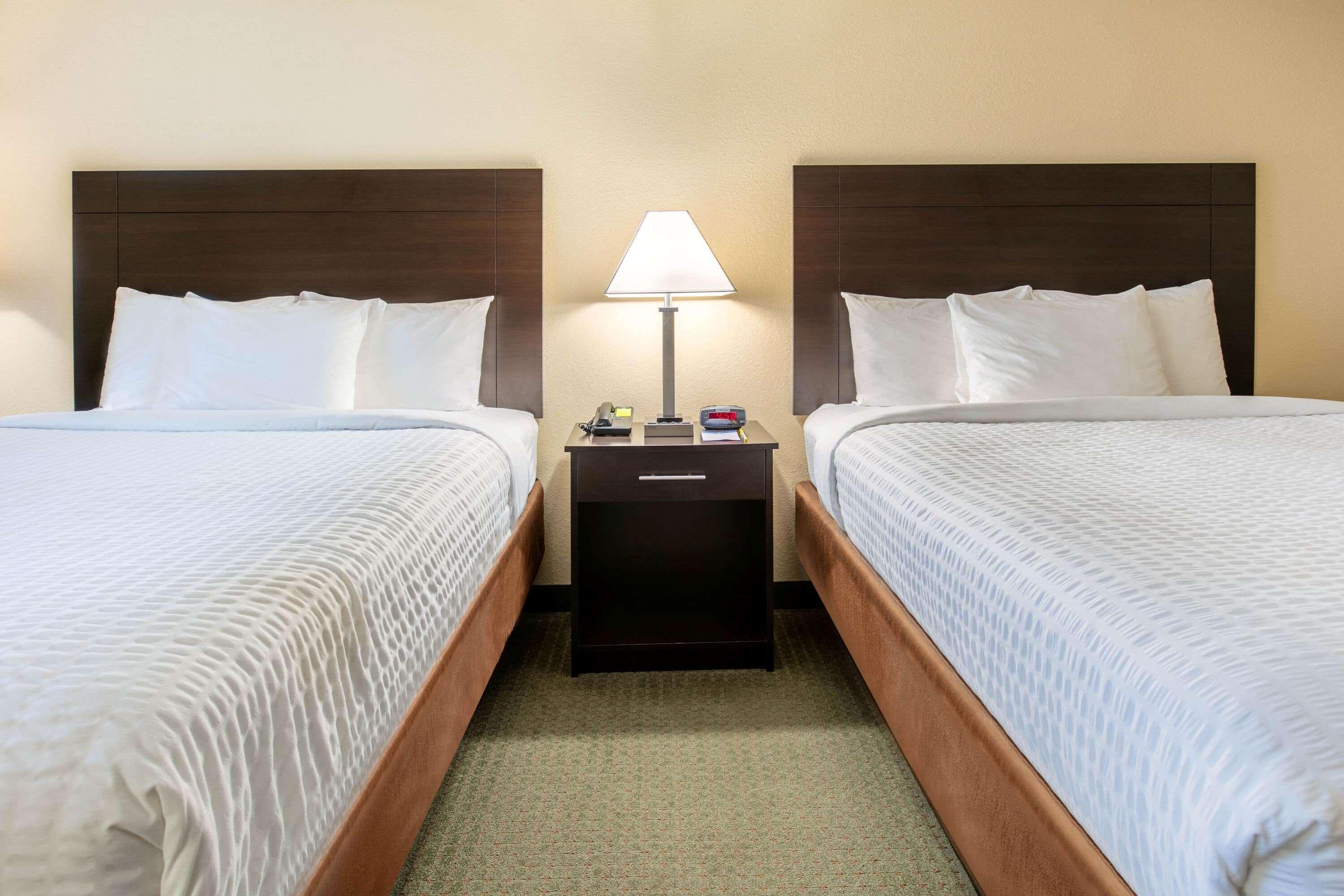 Days Inn & Suites By Wyndham Florence/Jackson Area Exteriér fotografie